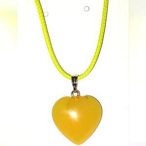 Beautiful glass heart necklace for women and girls